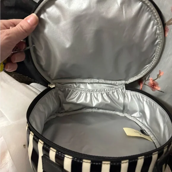 Kate Spade Blue and White Floral Cosmetic Bag - Picture 4 of 5